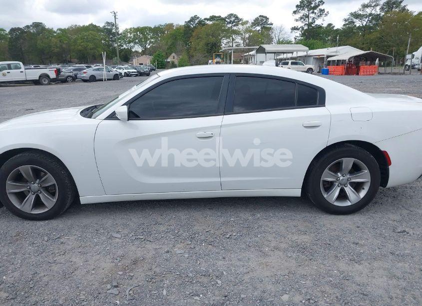 Photo 14 of 2017 Dodge Charger SXT RWD (VIN 2C3CDXHGXHH524859)