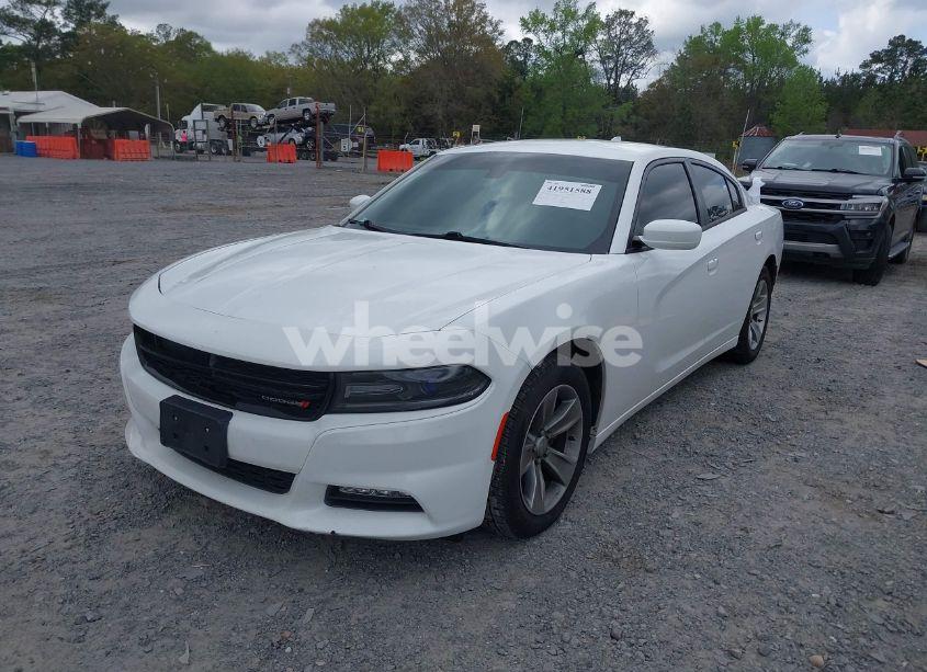 Photo 2 of 2017 Dodge Charger SXT RWD (VIN 2C3CDXHGXHH524859)