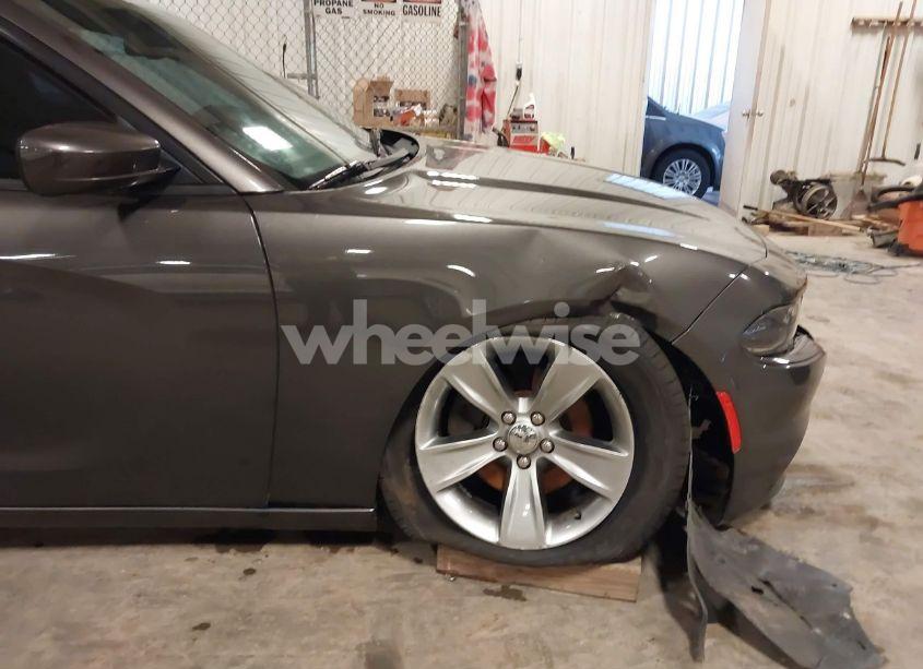 Photo 6 of 2017 Dodge Charger SXT RWD (VIN 2C3CDXHGXHH559000)