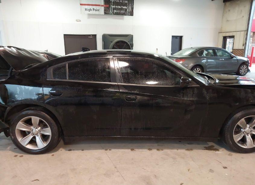 Photo 13 of 2017 Dodge Charger SXT RWD (VIN 2C3CDXHGXHH562818)