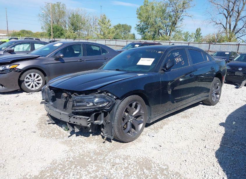 Photo 2 of 2017 Dodge Charger SXT RWD (VIN 2C3CDXHGXHH638697)