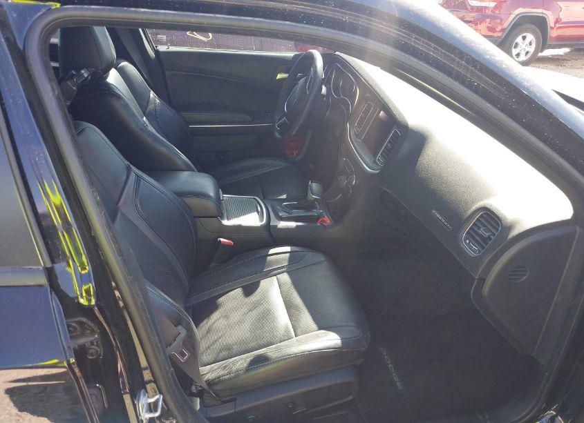 Photo 5 of 2017 Dodge Charger SXT RWD (VIN 2C3CDXHGXHH638697)