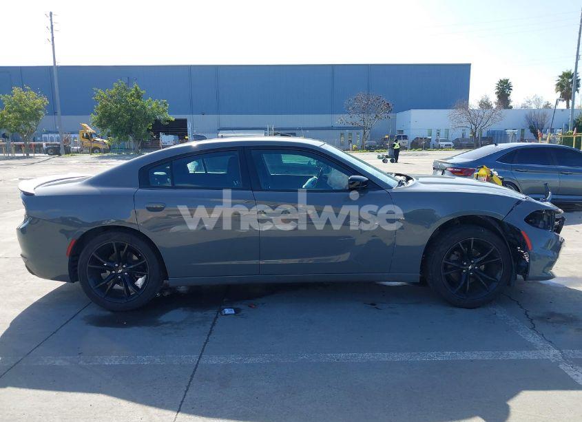 Photo 13 of 2018 Dodge Charger SXT PLUS RWD (VIN 2C3CDXHGXJH336865)