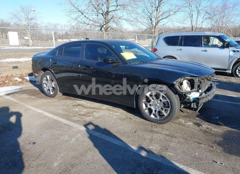 2015 Dodge Charger SXT (VIN 2C3CDXJG0FH837412) main photo