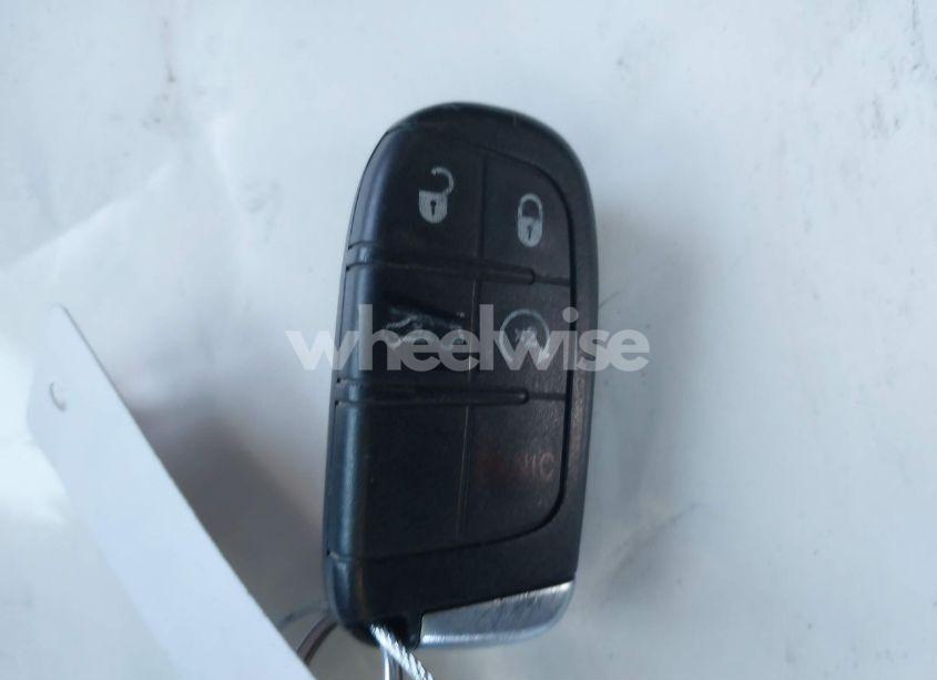 Photo 11 of 2015 Dodge Charger SXT (VIN 2C3CDXJG0FH837412)