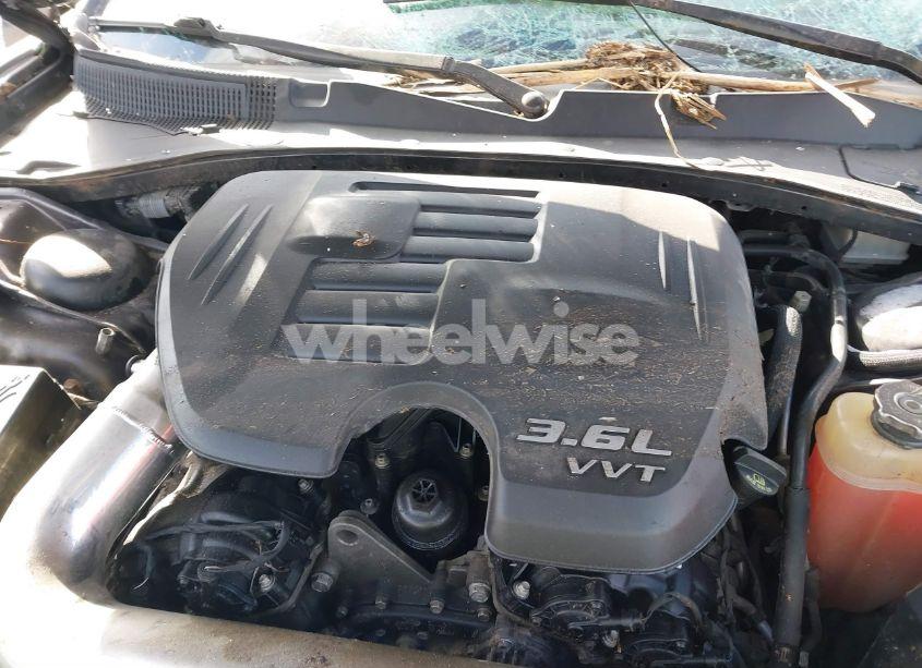 Photo 10 of 2016 Dodge Charger SXT (VIN 2C3CDXJG0GH147371)