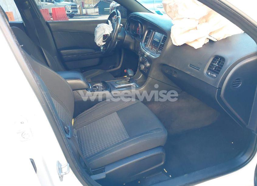 Photo 5 of 2017 Dodge Charger SXT AWD (VIN 2C3CDXJG0HH590542)