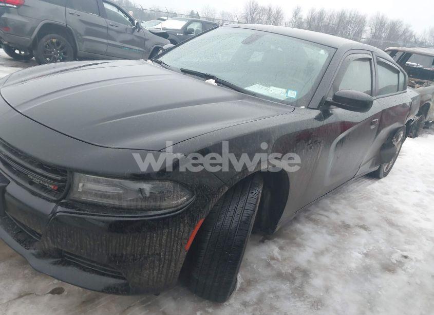 Photo 2 of 2016 Dodge Charger SXT (VIN 2C3CDXJG1GH175373)