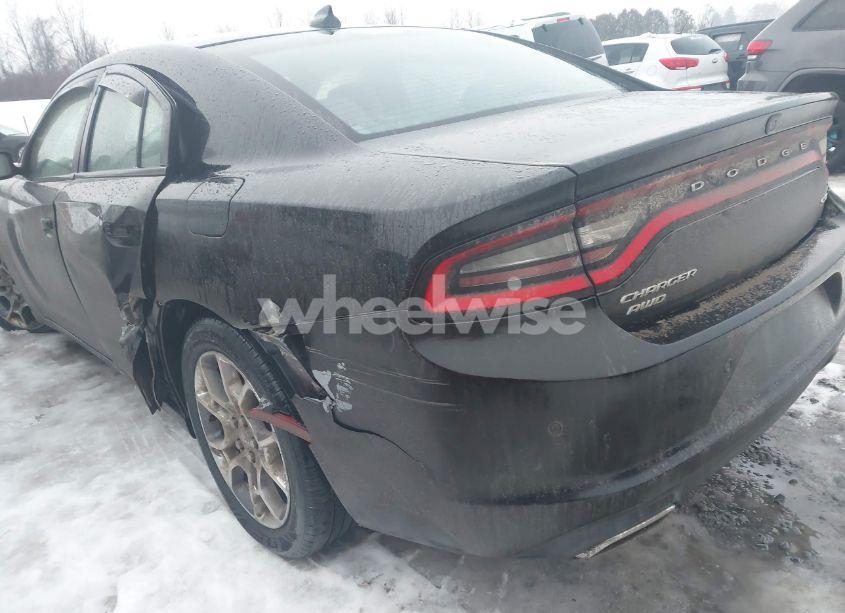 Photo 3 of 2016 Dodge Charger SXT (VIN 2C3CDXJG1GH175373)
