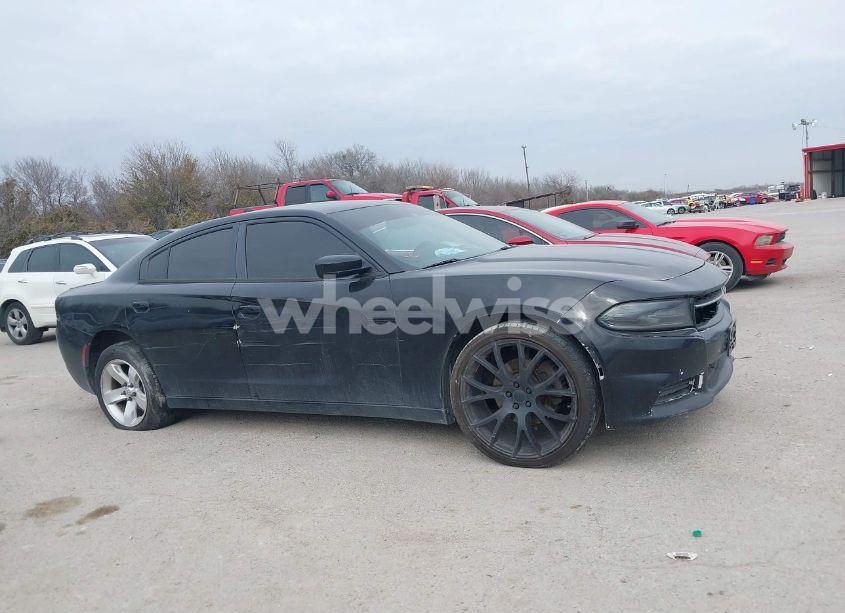 Photo 13 of 2016 Dodge Charger SXT (VIN 2C3CDXJG1GH267924)
