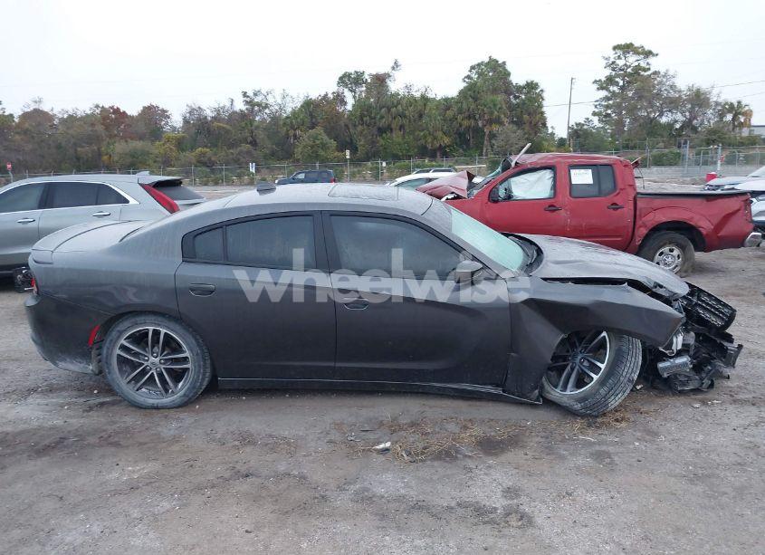 Photo 13 of 2019 Dodge Charger SXT AWD (VIN 2C3CDXJG1KH730489)