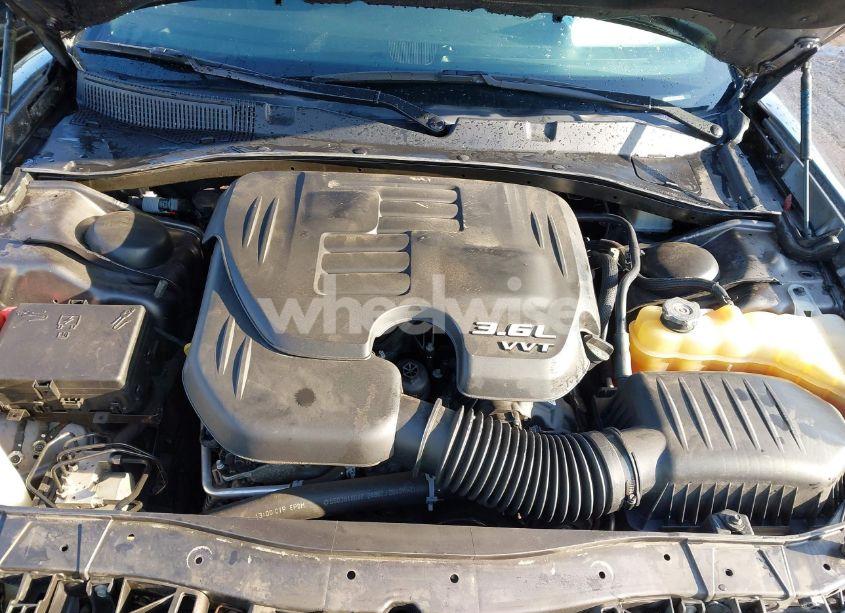 Photo 10 of 2019 Dodge Charger SXT AWD (VIN 2C3CDXJG1KH743324)