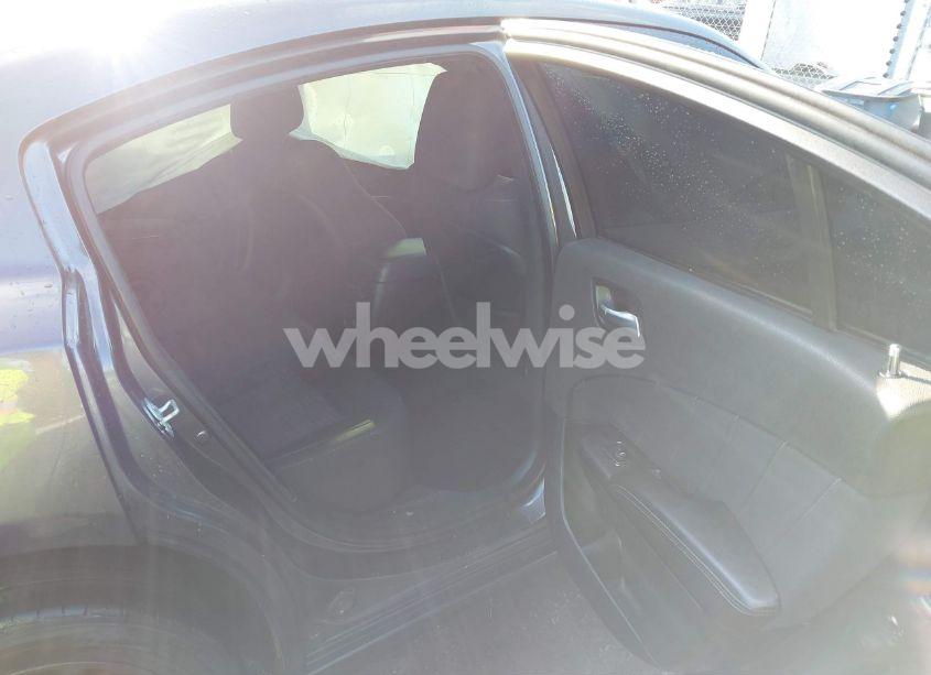 Photo 8 of 2019 Dodge Charger SXT AWD (VIN 2C3CDXJG1KH743324)