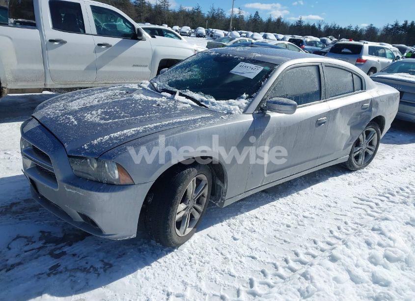 Photo 2 of 2014 Dodge Charger SXT (VIN 2C3CDXJG2EH135638)