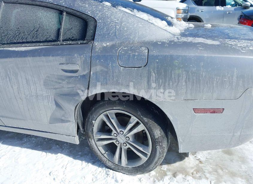 Photo 6 of 2014 Dodge Charger SXT (VIN 2C3CDXJG2EH135638)