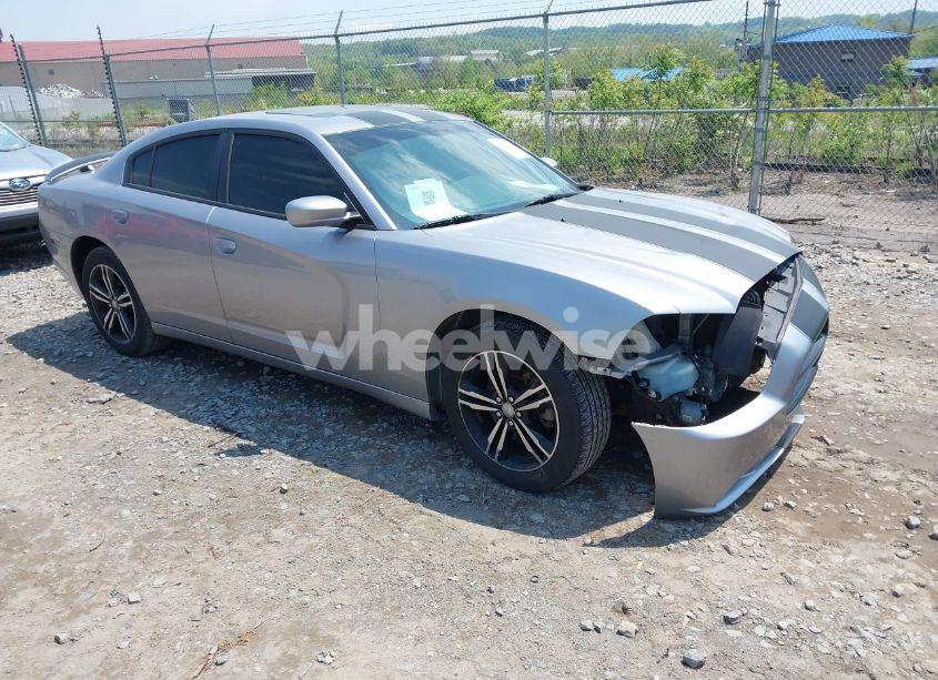 2014 Dodge Charger SXT (VIN 2C3CDXJG2EH372582) main photo