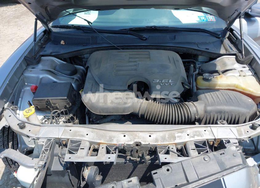 Photo 10 of 2014 Dodge Charger SXT (VIN 2C3CDXJG2EH372582)