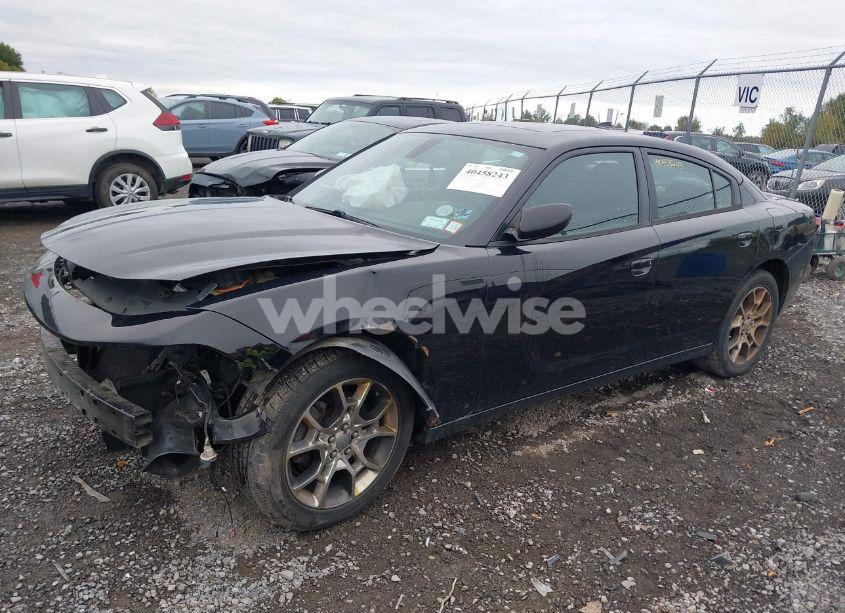 Photo 2 of 2015 Dodge Charger SXT (VIN 2C3CDXJG2FH920243)