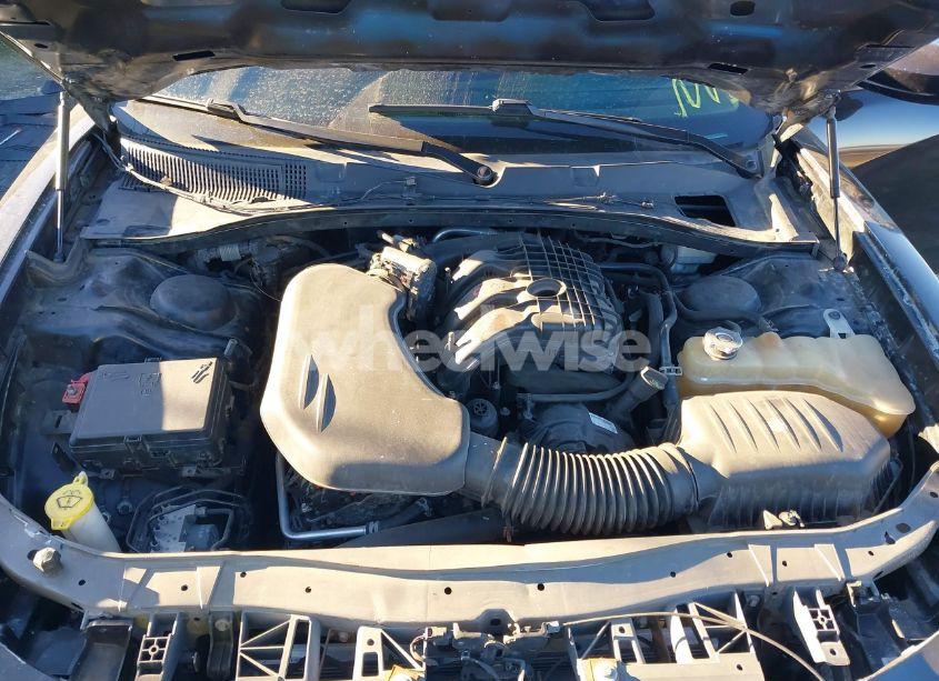 Photo 10 of 2015 Dodge Charger SXT (VIN 2C3CDXJG2FH929296)