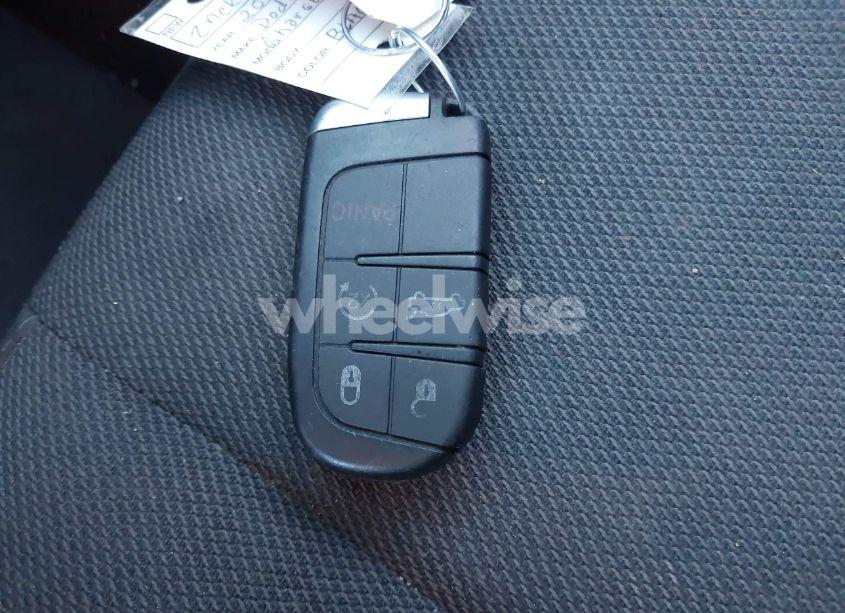 Photo 11 of 2015 Dodge Charger SXT (VIN 2C3CDXJG2FH929296)