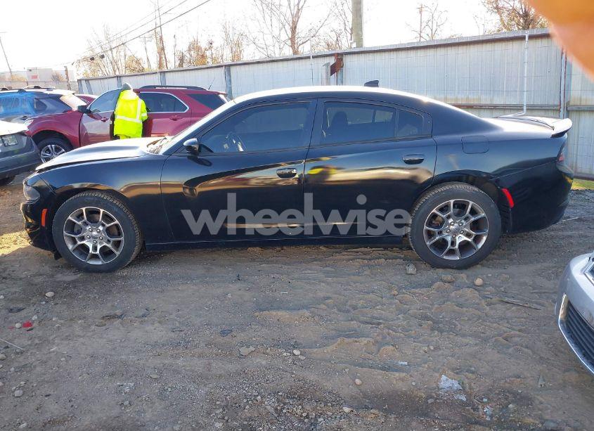 Photo 14 of 2015 Dodge Charger SXT (VIN 2C3CDXJG2FH929296)