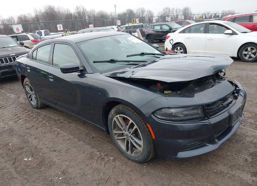 2019 Dodge Charger SXT AWD (VIN 2C3CDXJG2KH533301) main photo