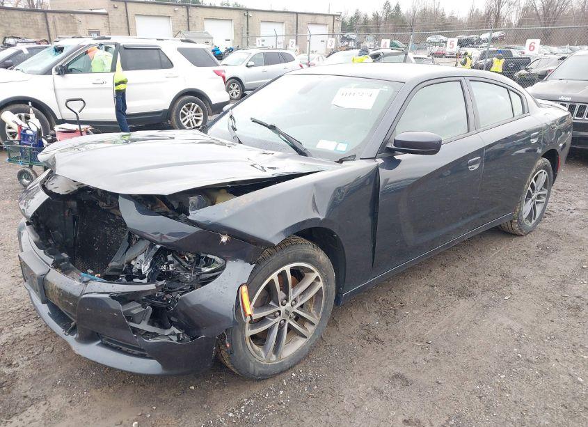 Photo 2 of 2019 Dodge Charger SXT AWD (VIN 2C3CDXJG2KH533301)