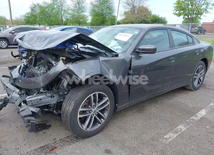 Photo 2 of 2019 Dodge Charger SXT AWD (VIN 2C3CDXJG2KH589500)