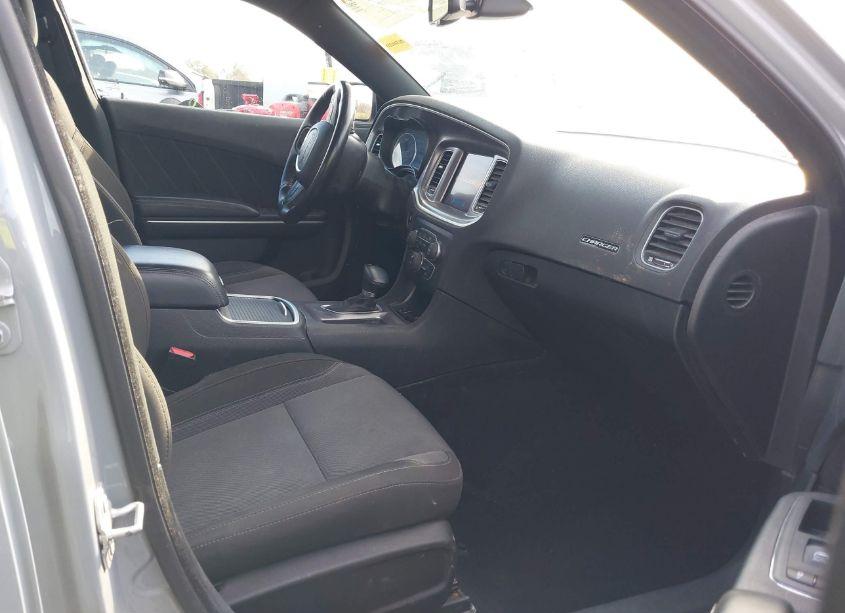 Photo 5 of 2022 Dodge Charger SXT AWD (VIN 2C3CDXJG2NH236307)