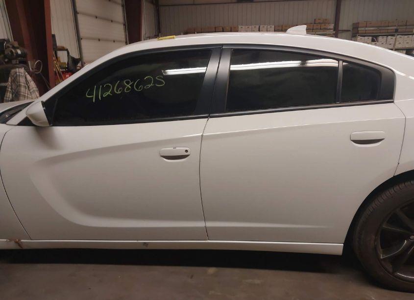 Photo 14 of 2016 Dodge Charger SXT (VIN 2C3CDXJG3GH324270)