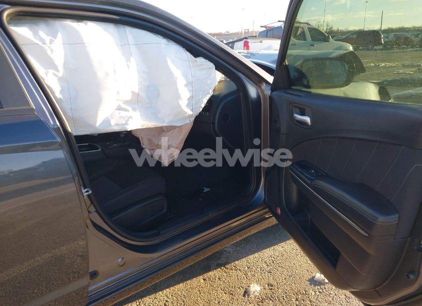 Photo 5 of 2017 Dodge Charger SXT AWD (VIN 2C3CDXJG3HH516161)