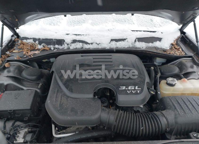 Photo 10 of 2015 Dodge Charger SXT (VIN 2C3CDXJG4FH748975)