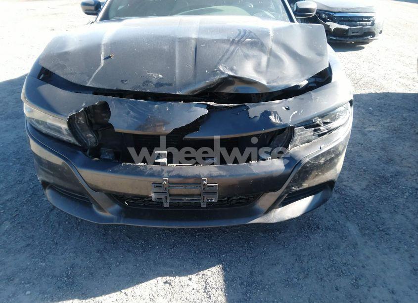 Photo 13 of 2015 Dodge Charger SXT (VIN 2C3CDXJG4FH778915)