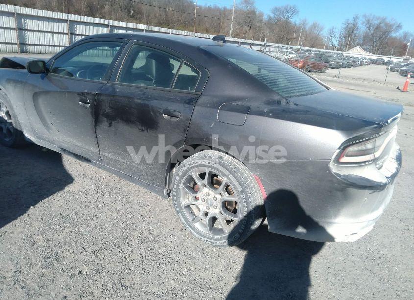 Photo 3 of 2015 Dodge Charger SXT (VIN 2C3CDXJG4FH778915)