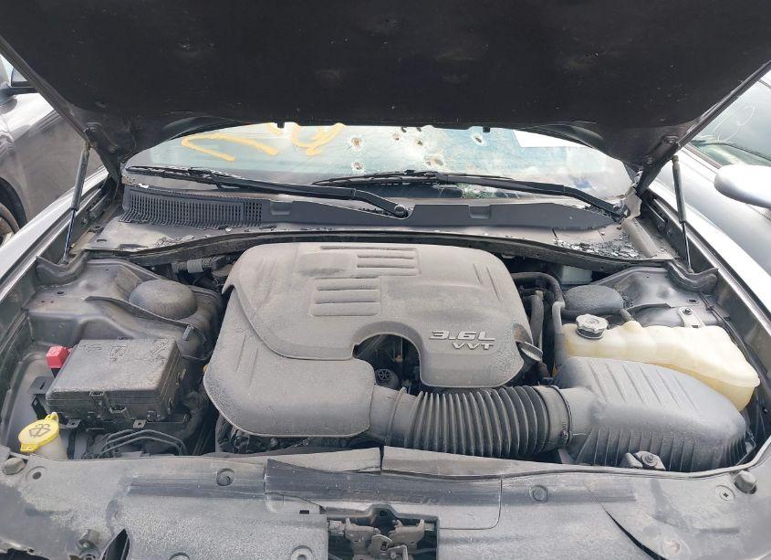 Photo 10 of 2016 Dodge Charger SXT (VIN 2C3CDXJG4GH286581)