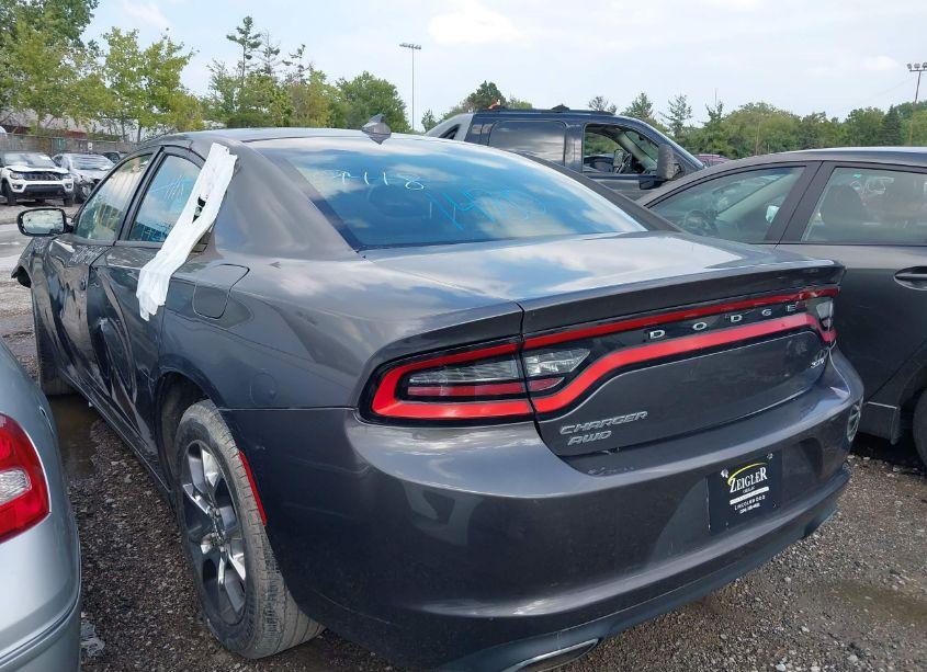 Photo 3 of 2016 Dodge Charger SXT (VIN 2C3CDXJG4GH286581)