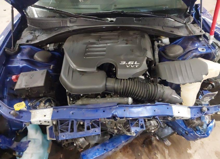 Photo 10 of 2019 Dodge Charger SXT (VIN 2C3CDXJG4KH506388)