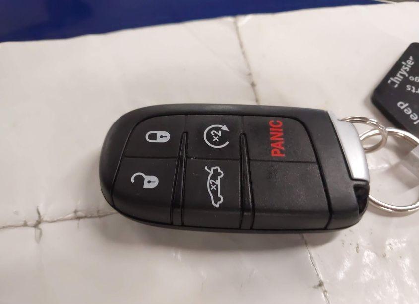 Photo 11 of 2019 Dodge Charger SXT (VIN 2C3CDXJG4KH506388)