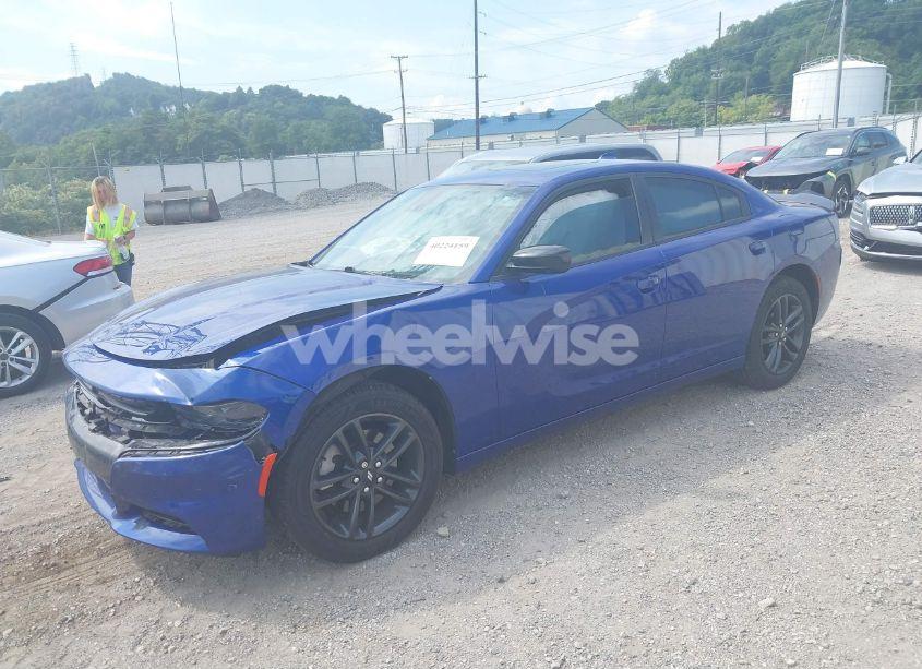 Photo 2 of 2019 Dodge Charger SXT AWD (VIN 2C3CDXJG4KH550424)