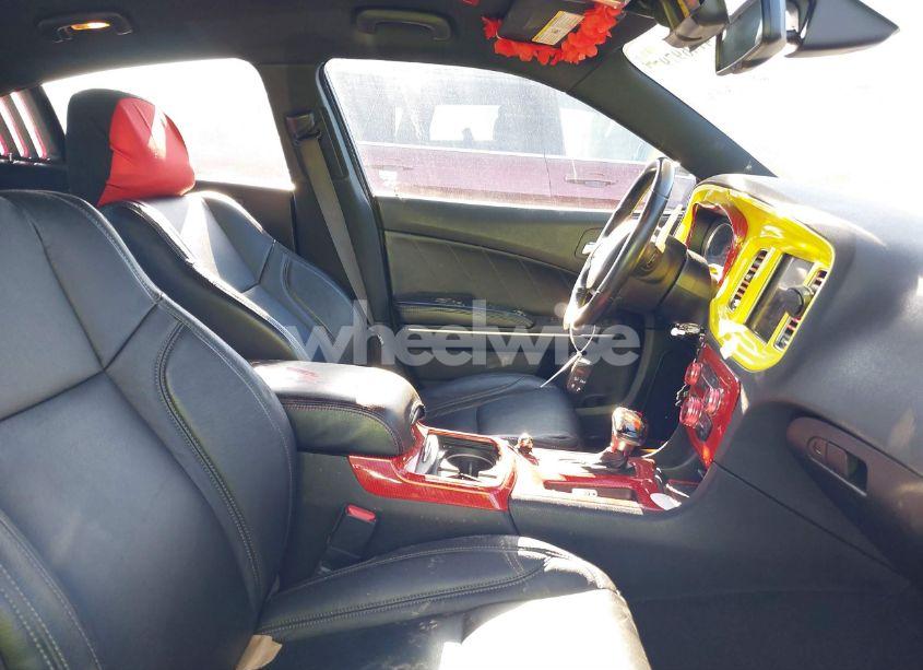 Photo 5 of 2019 Dodge Charger SXT AWD (VIN 2C3CDXJG4KH710673)