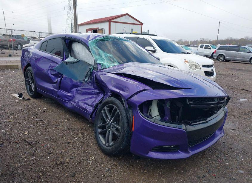 2019 Dodge Charger SXT AWD (VIN 2C3CDXJG4KH743396) main photo