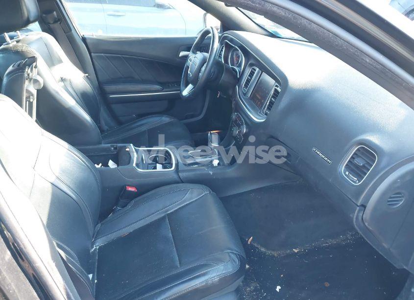 Photo 5 of 2015 Dodge Charger SXT (VIN 2C3CDXJG5FH891479)