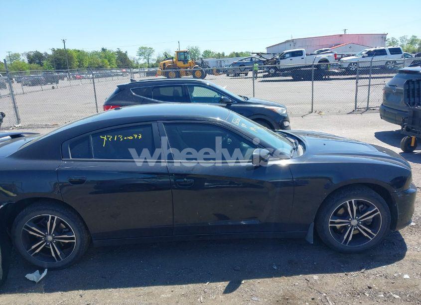 Photo 13 of 2014 Dodge Charger SXT (VIN 2C3CDXJG6EH296414)