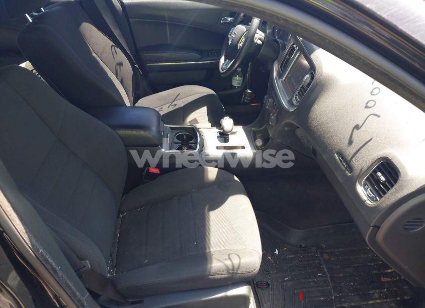 Photo 5 of 2014 Dodge Charger SXT (VIN 2C3CDXJG6EH296414)