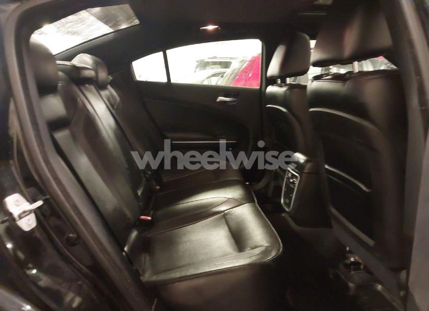 Photo 8 of 2015 Dodge Charger SXT (VIN 2C3CDXJG6FH500999)