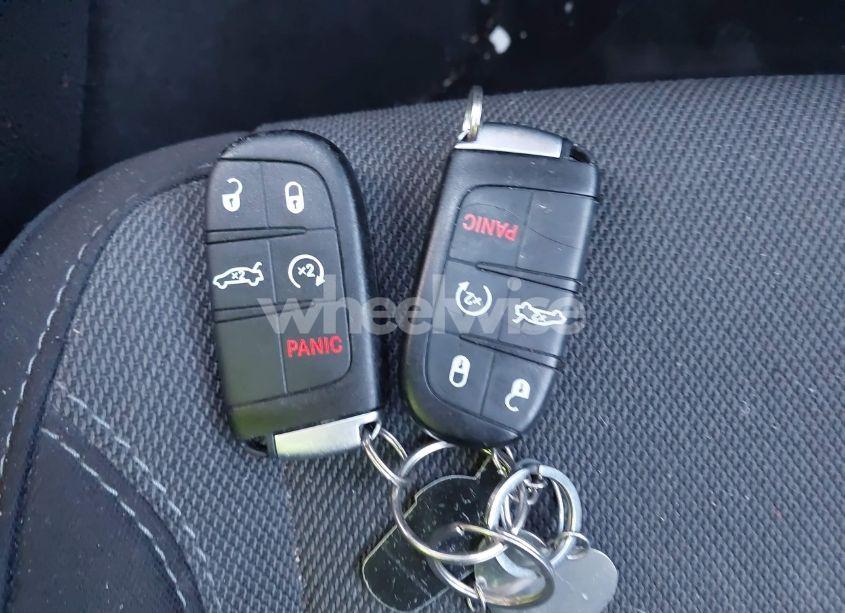 Photo 11 of 2015 Dodge Charger SXT (VIN 2C3CDXJG6FH832618)