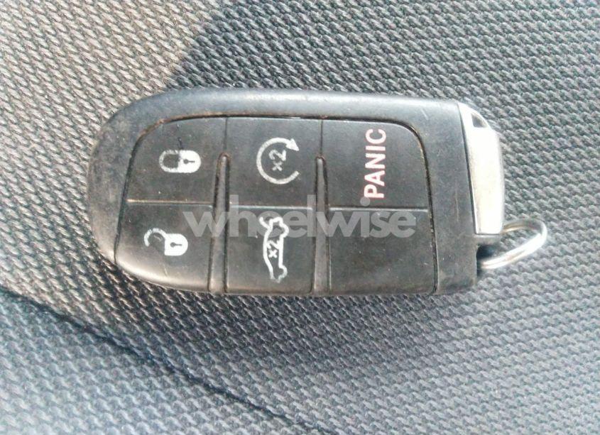 Photo 11 of 2015 Dodge Charger SXT (VIN 2C3CDXJG6FH903459)