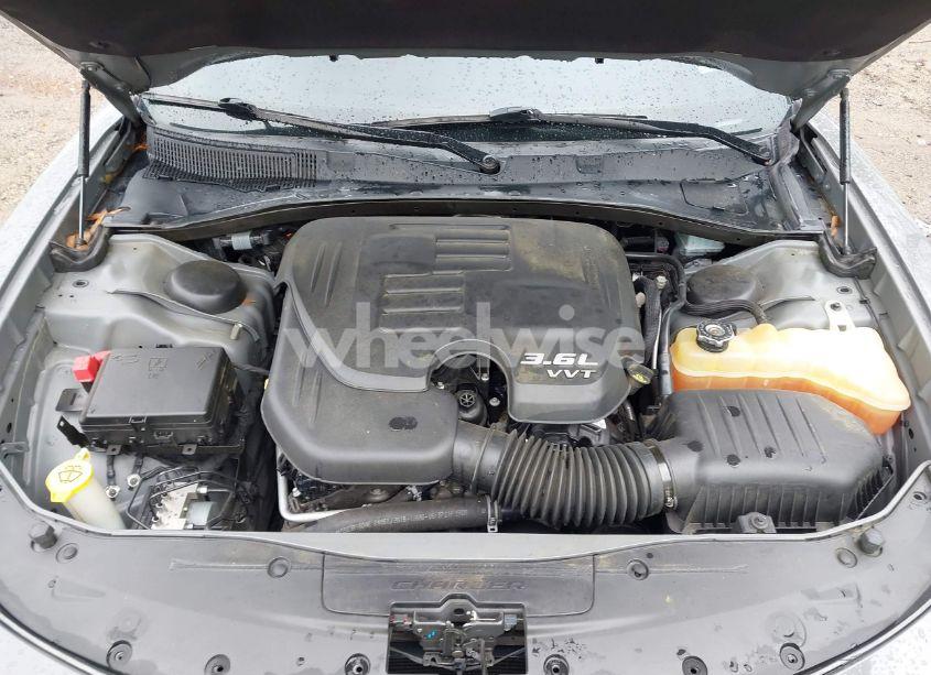 Photo 10 of 2019 Dodge Charger SXT AWD (VIN 2C3CDXJG6KH520549)