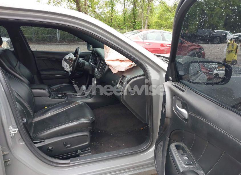 Photo 5 of 2019 Dodge Charger SXT AWD (VIN 2C3CDXJG6KH520549)