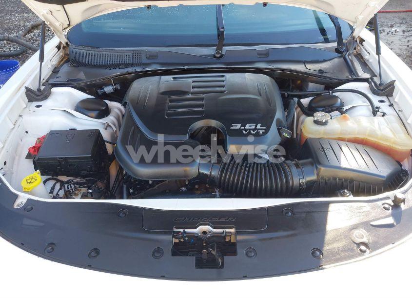 Photo 10 of 2021 Dodge Charger SXT AWD (VIN 2C3CDXJG6MH649619)